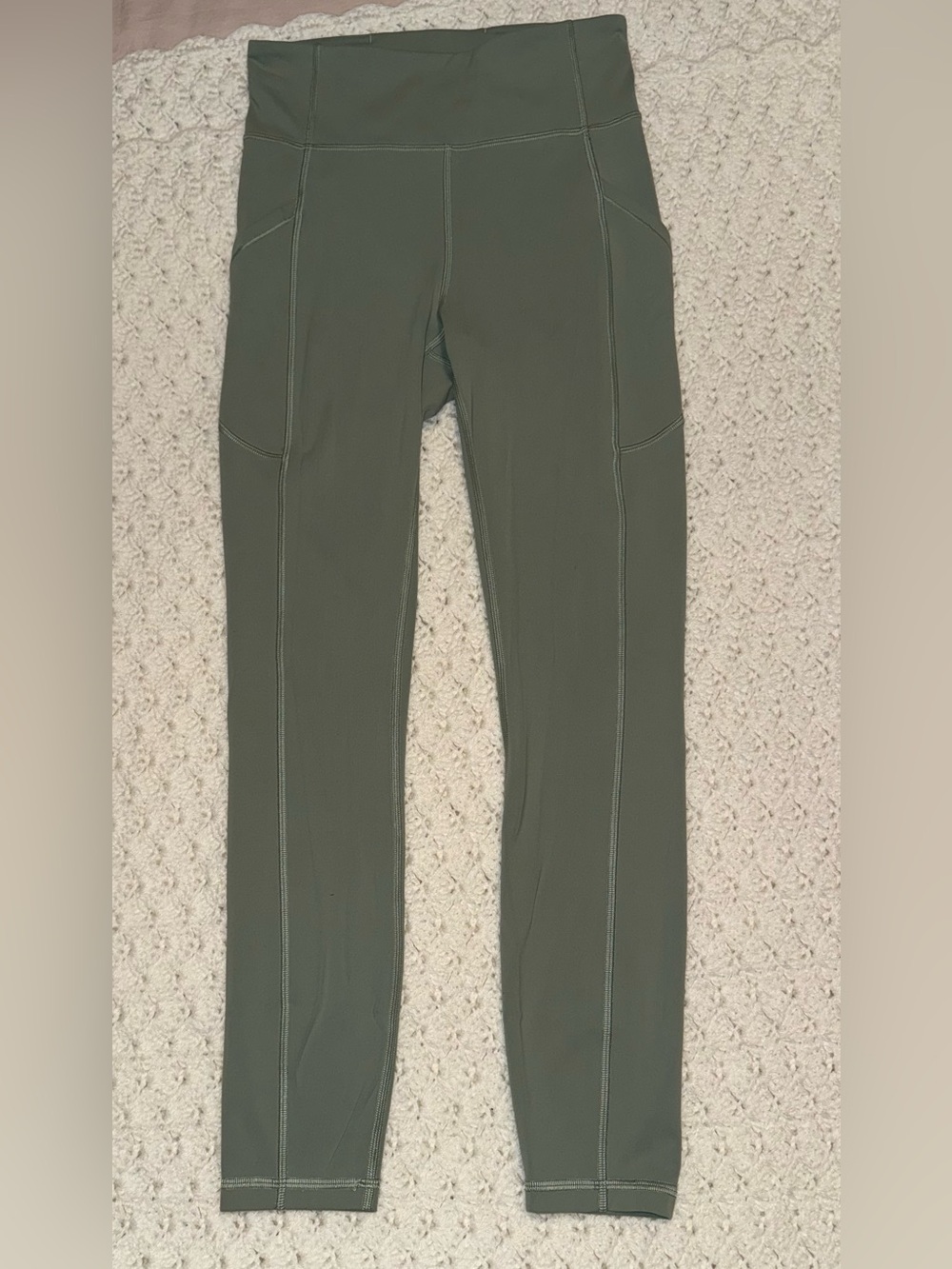 Lululemon High Rise Leggings Olive Green Size 2-4 Estimated